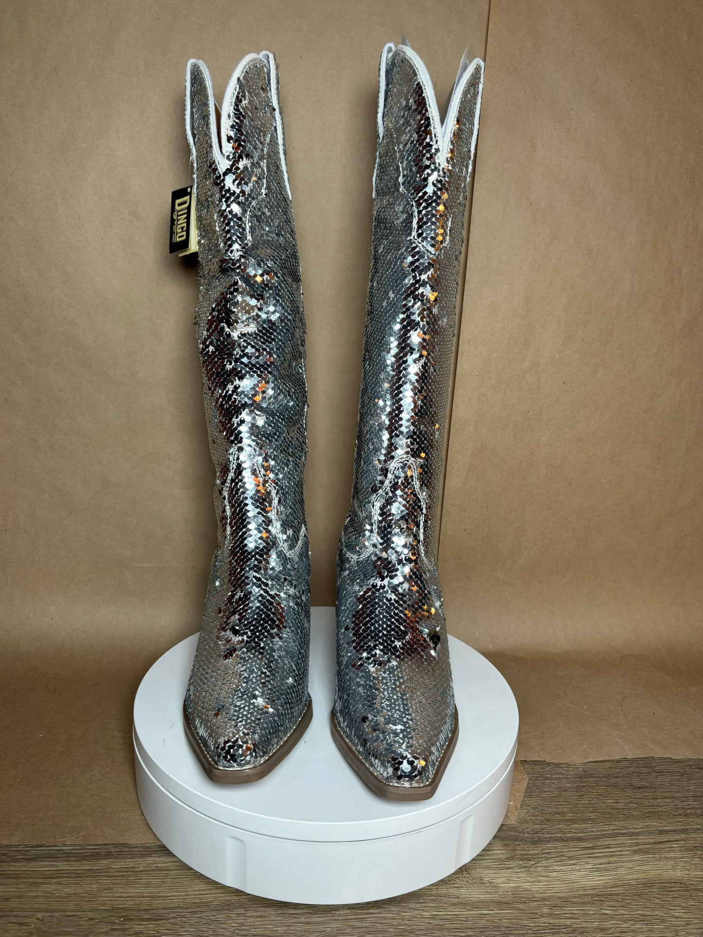 DINGO size 10 Dance Hall Queen sequin boots NEW IN BOX
