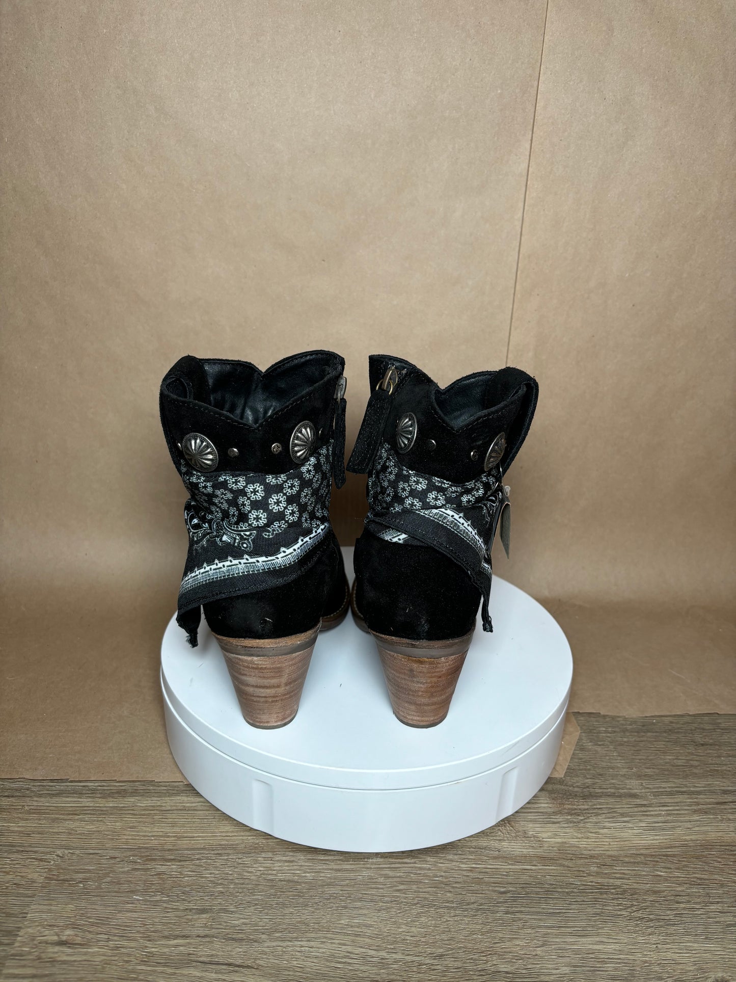 DINGO size 10 Bandita black boots NEW IN BOX