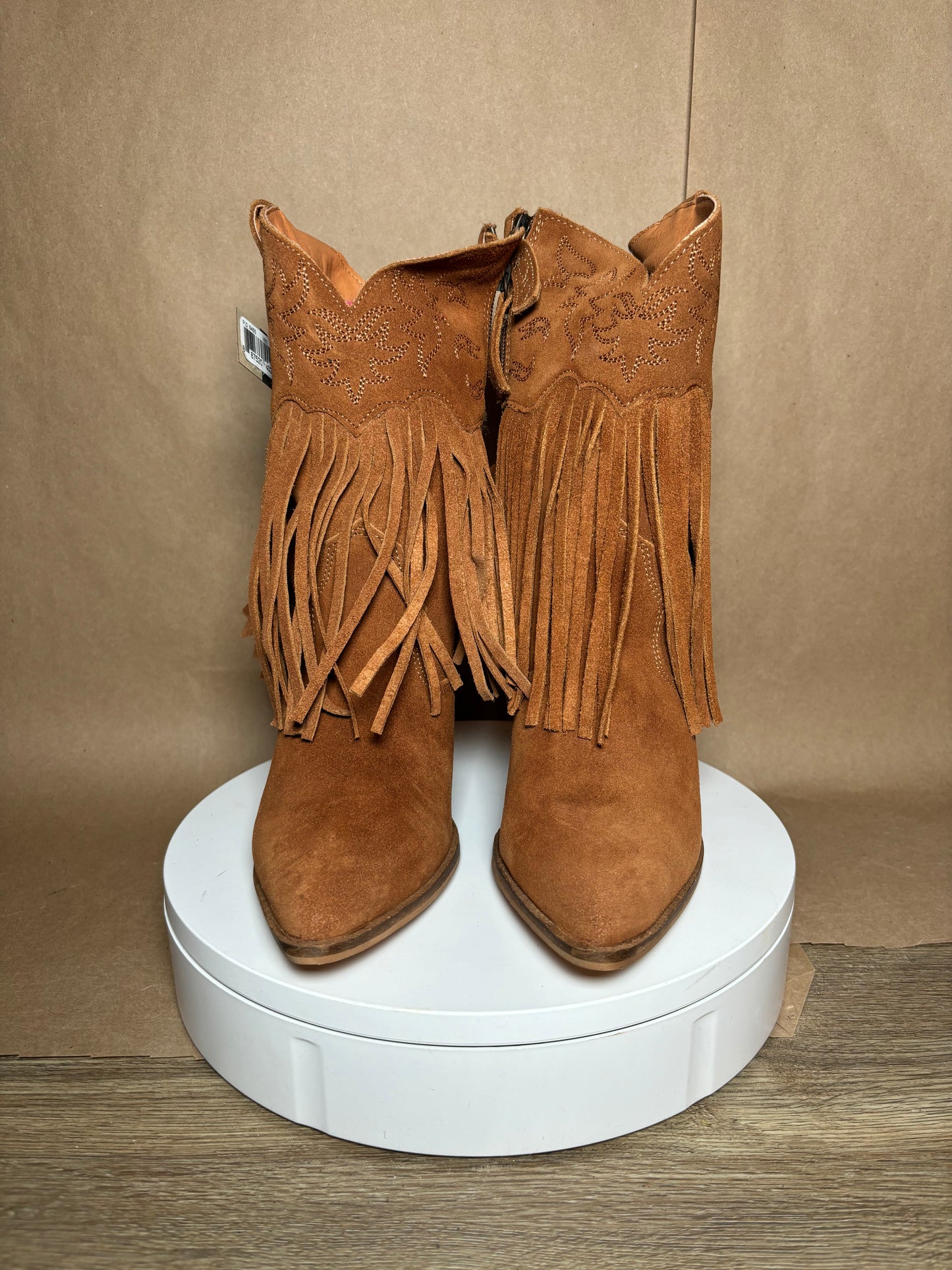 DINGO size 10 Crazy Train Camel Fringe boots NEW IN BOX