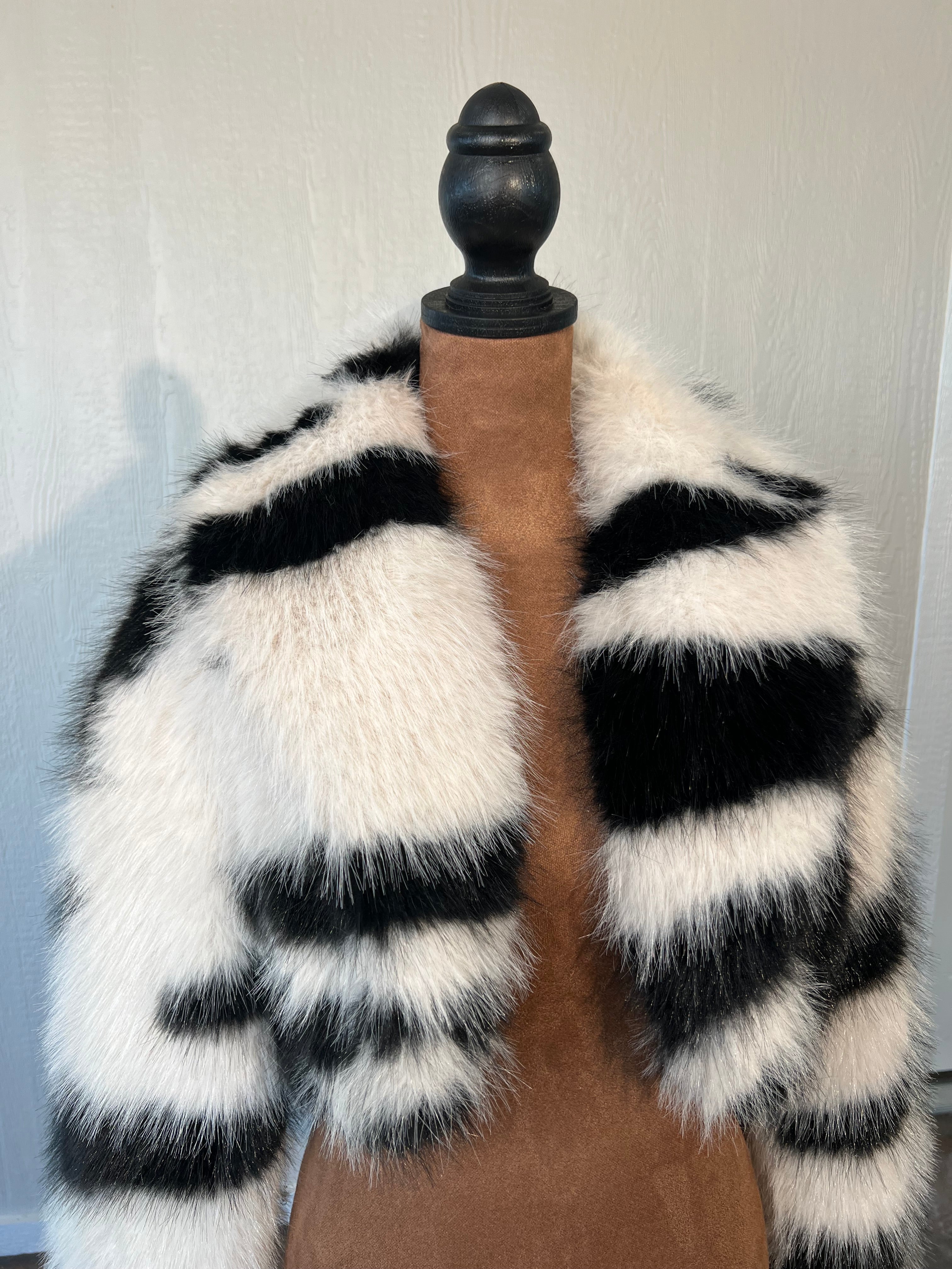 Amazon fashion size small cropped jacket GENTLY USED