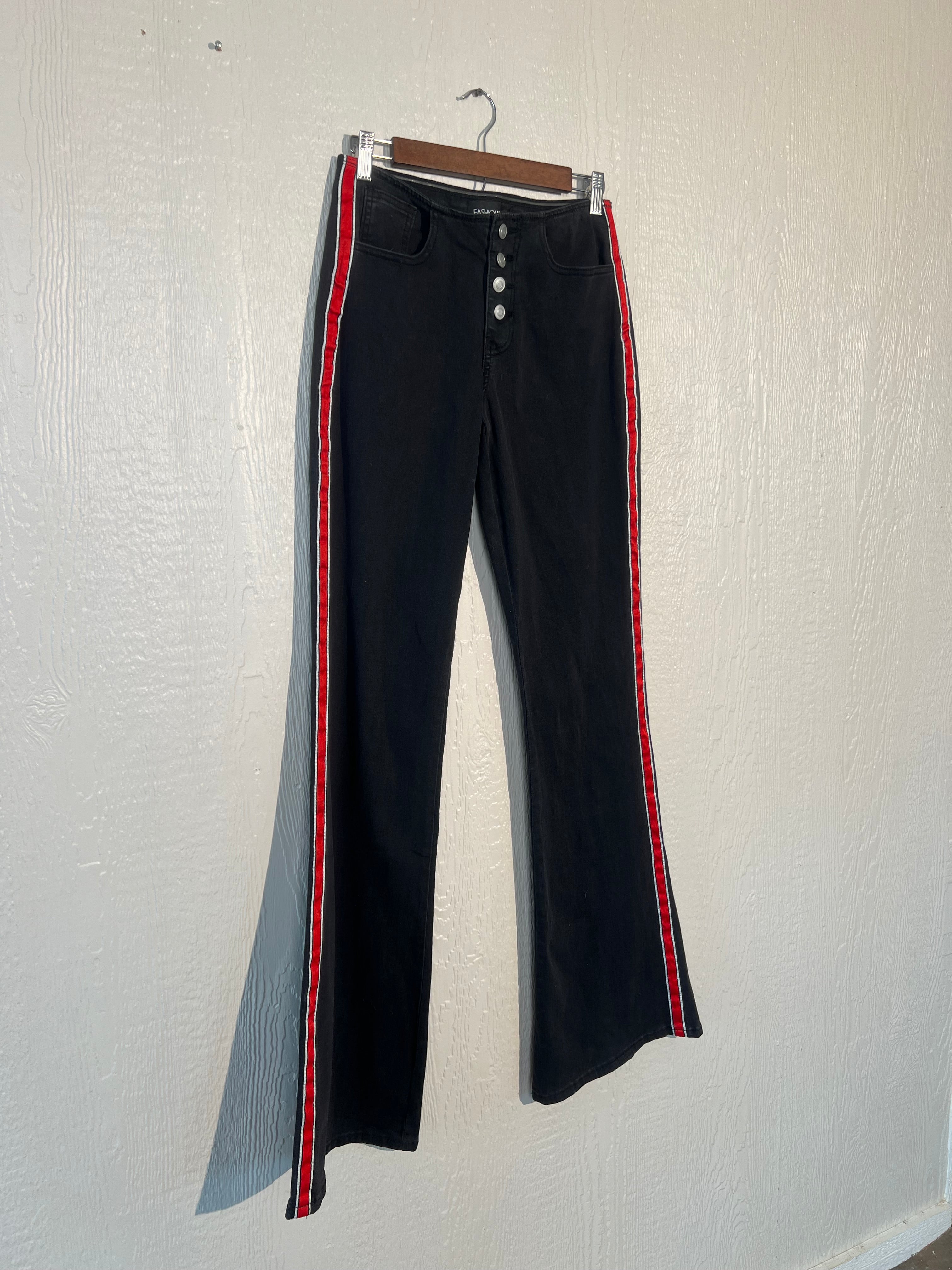 Fashion Nova size 26" x 36" jeans LIKE NEW