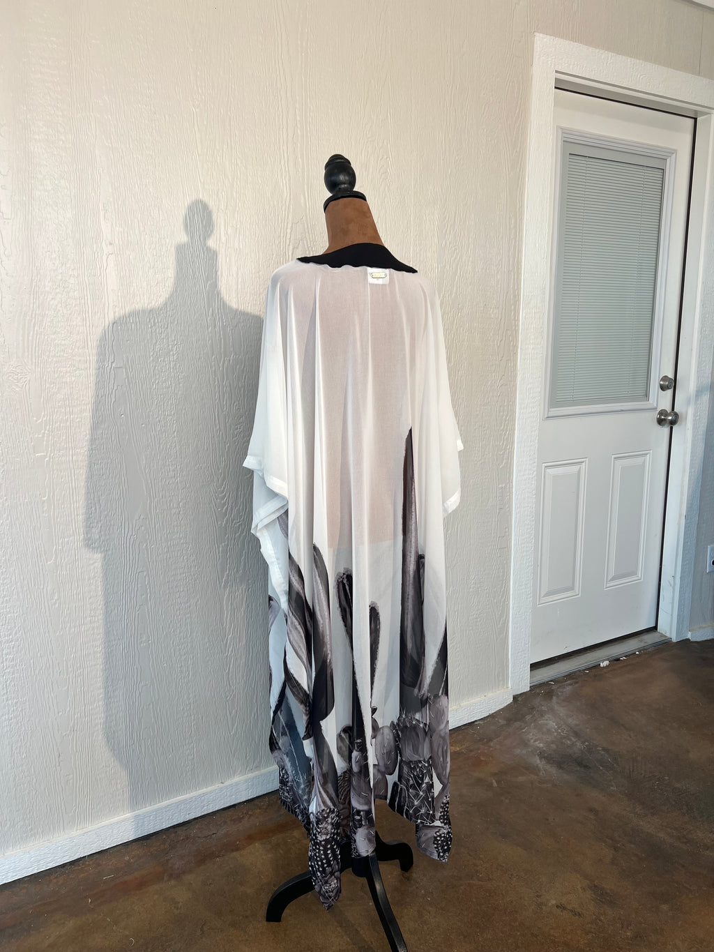 HOOEY O/S kimono NWT