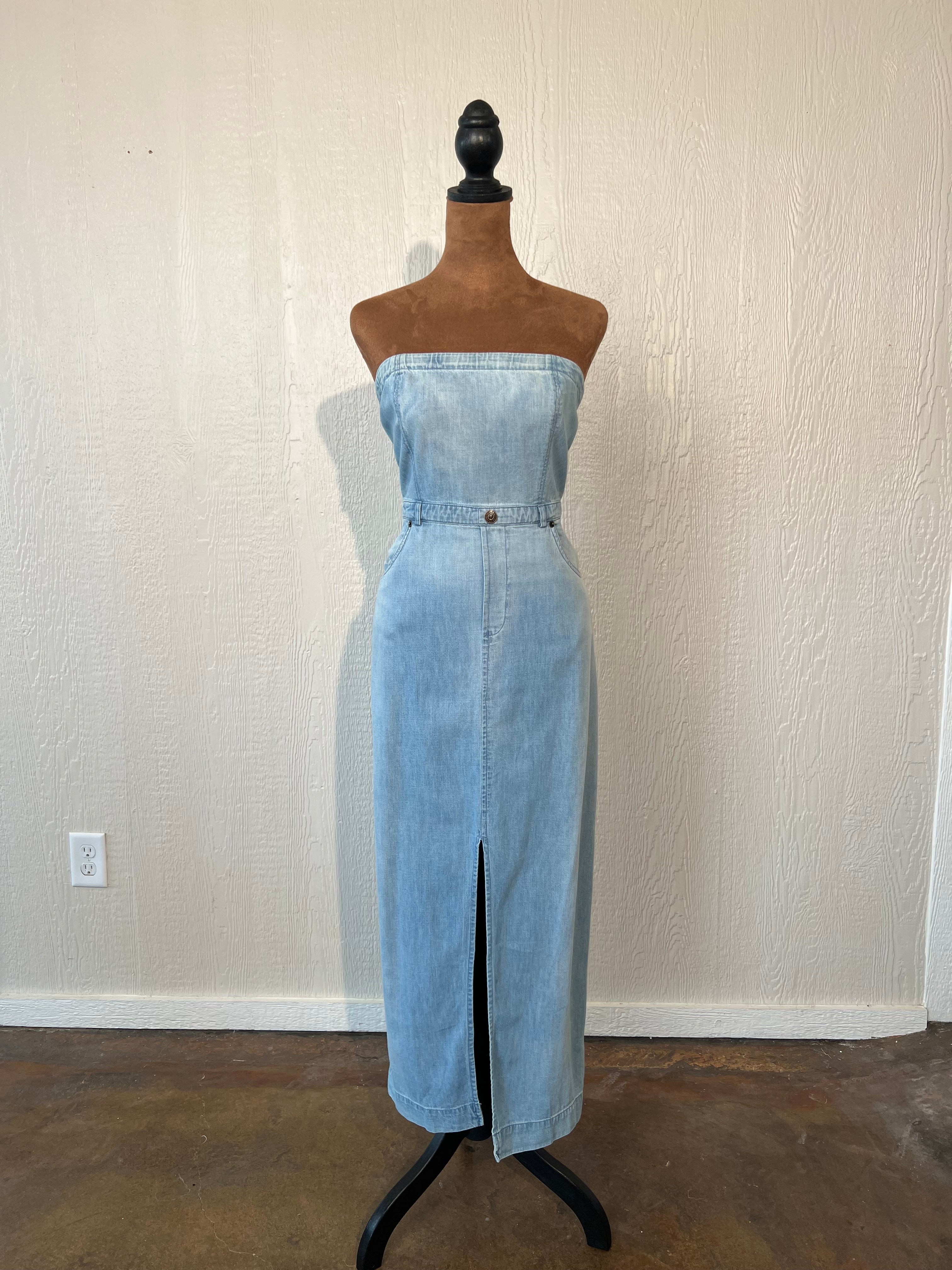 Free People size 6 denim dress LIKE NEW