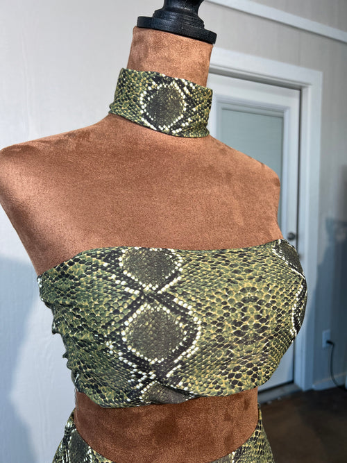 Amazon Fashion size small bikini GENTLY USED