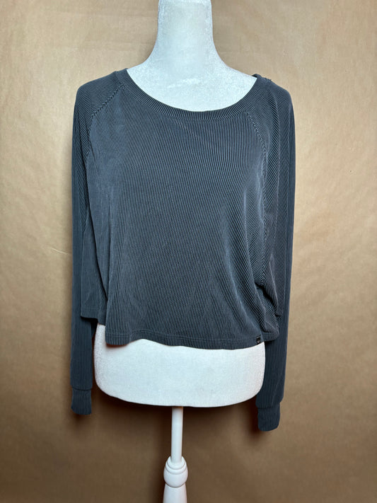 Victoria's secret size xsmall long sleeve crop top USED