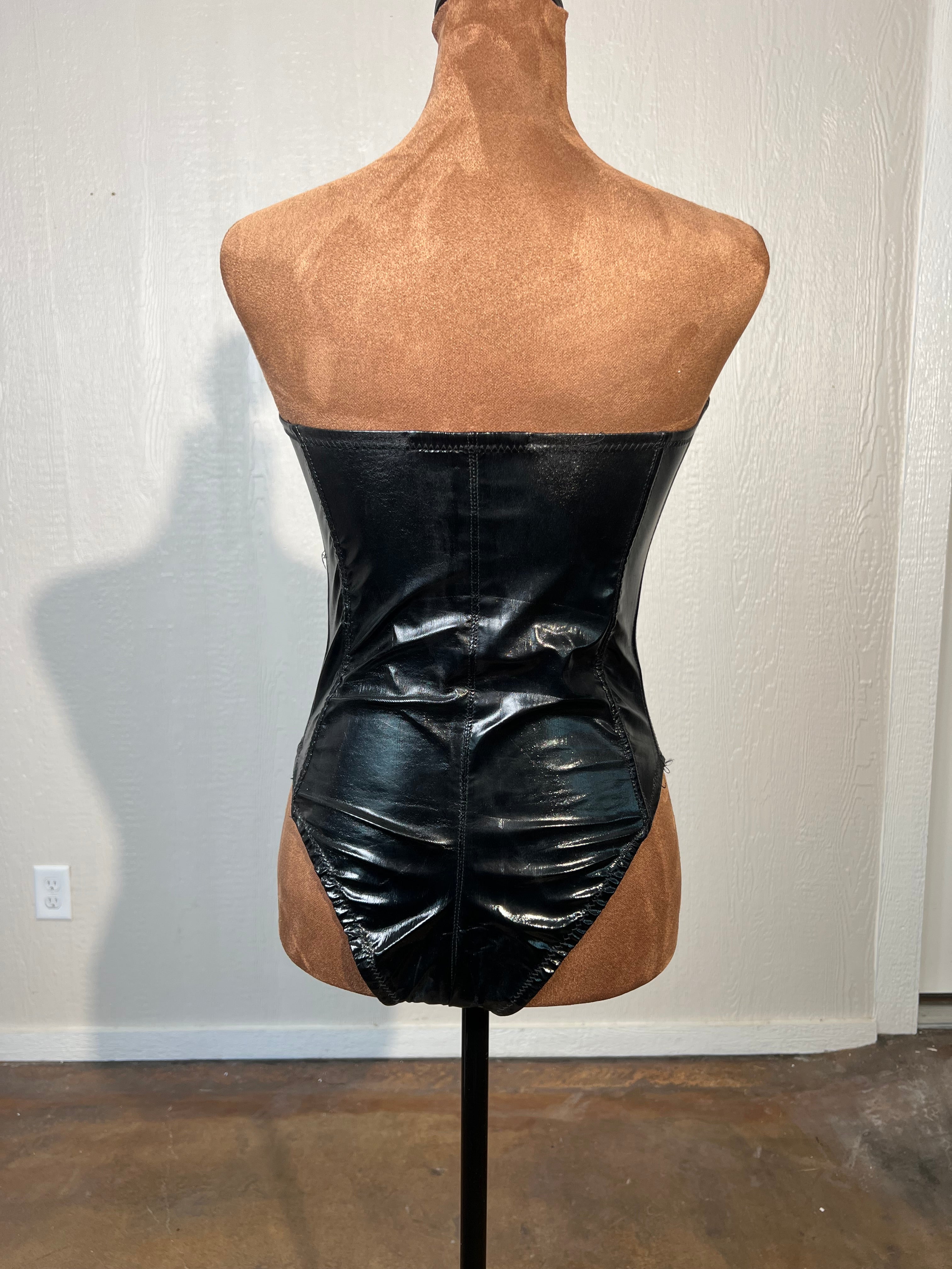 Forever 21 size small strapless bodysuit USED