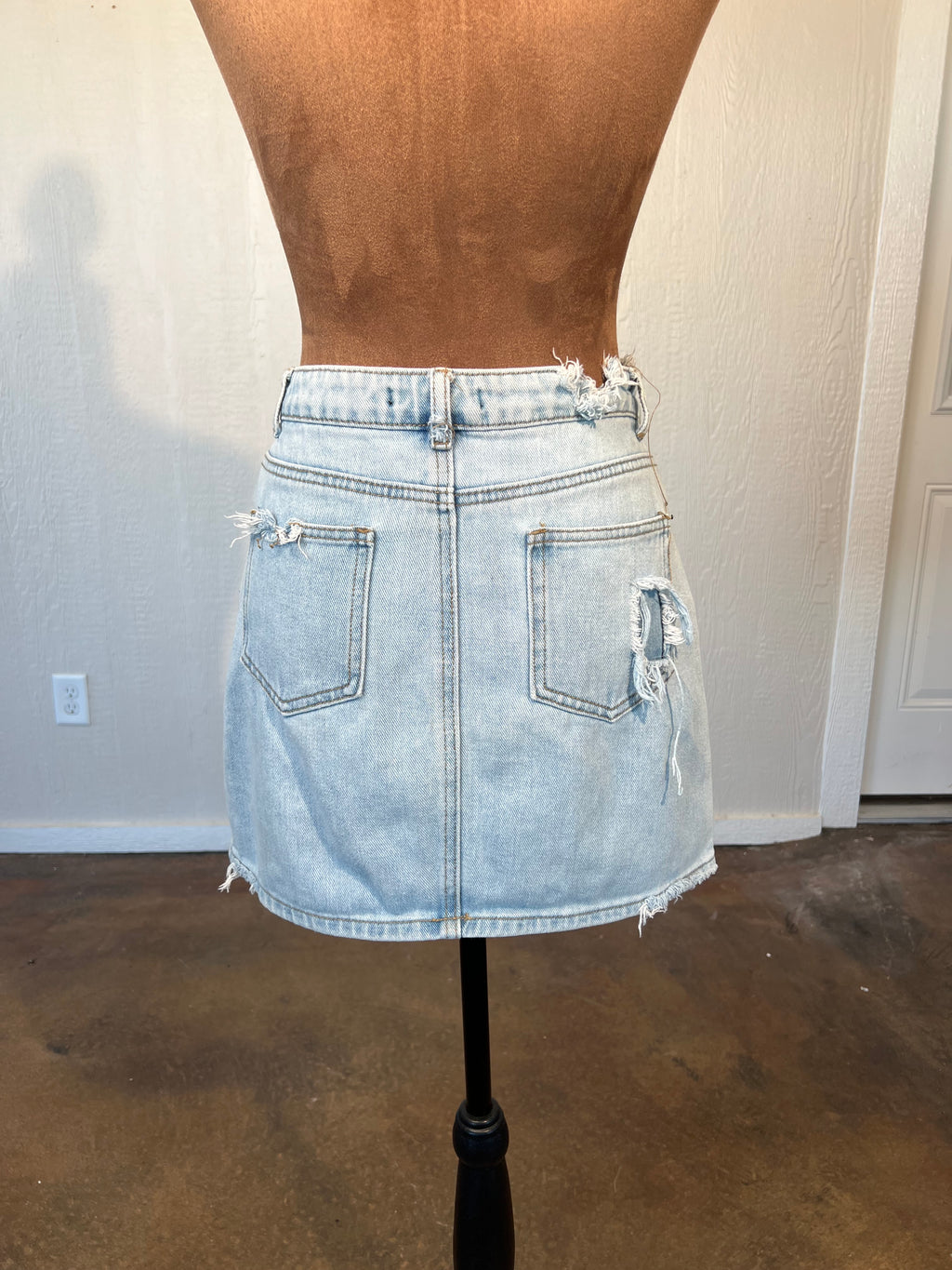 Forever 21 size small denim skirt USED
