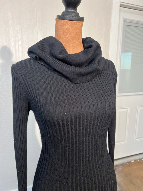 Amazon Fashion size small sweater dress USED