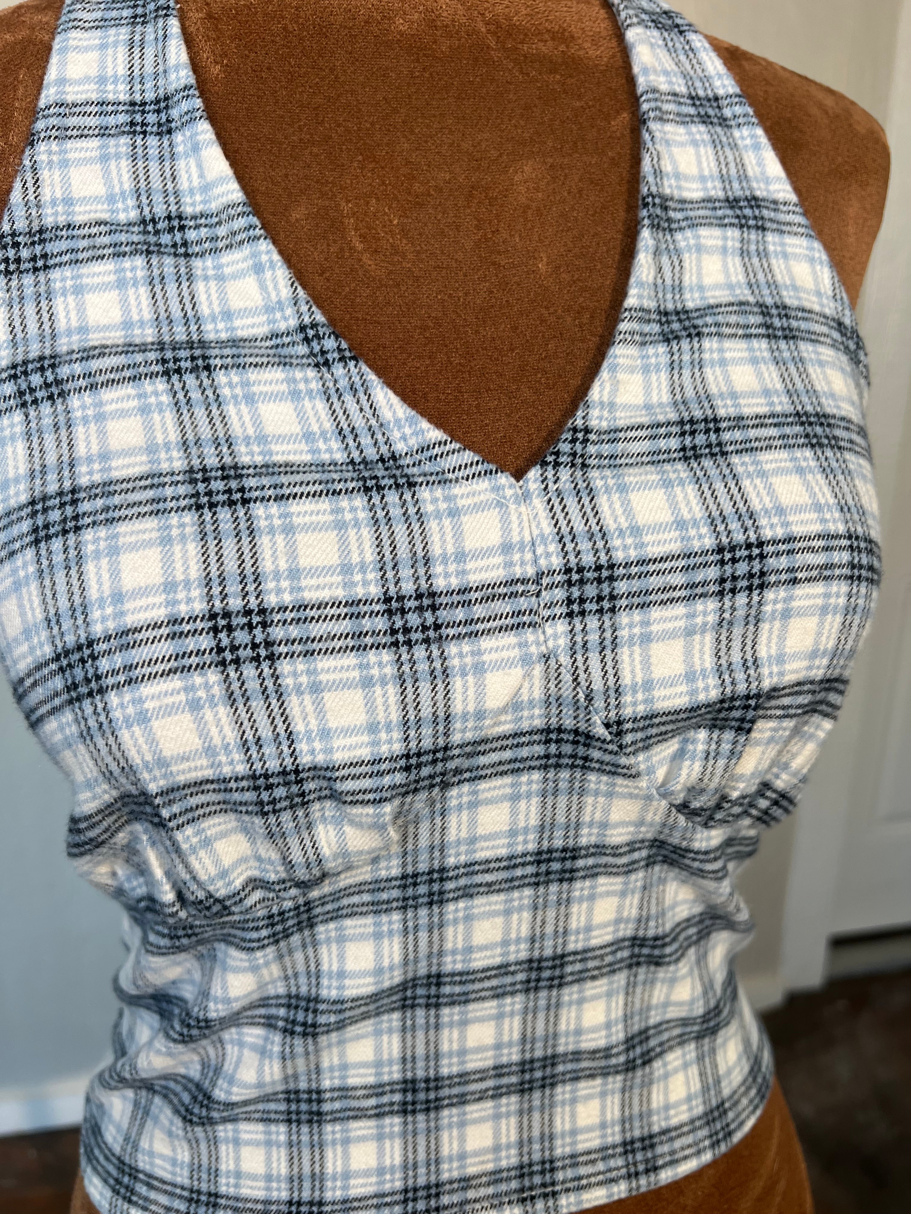 Hollister size small halter crop top USED
