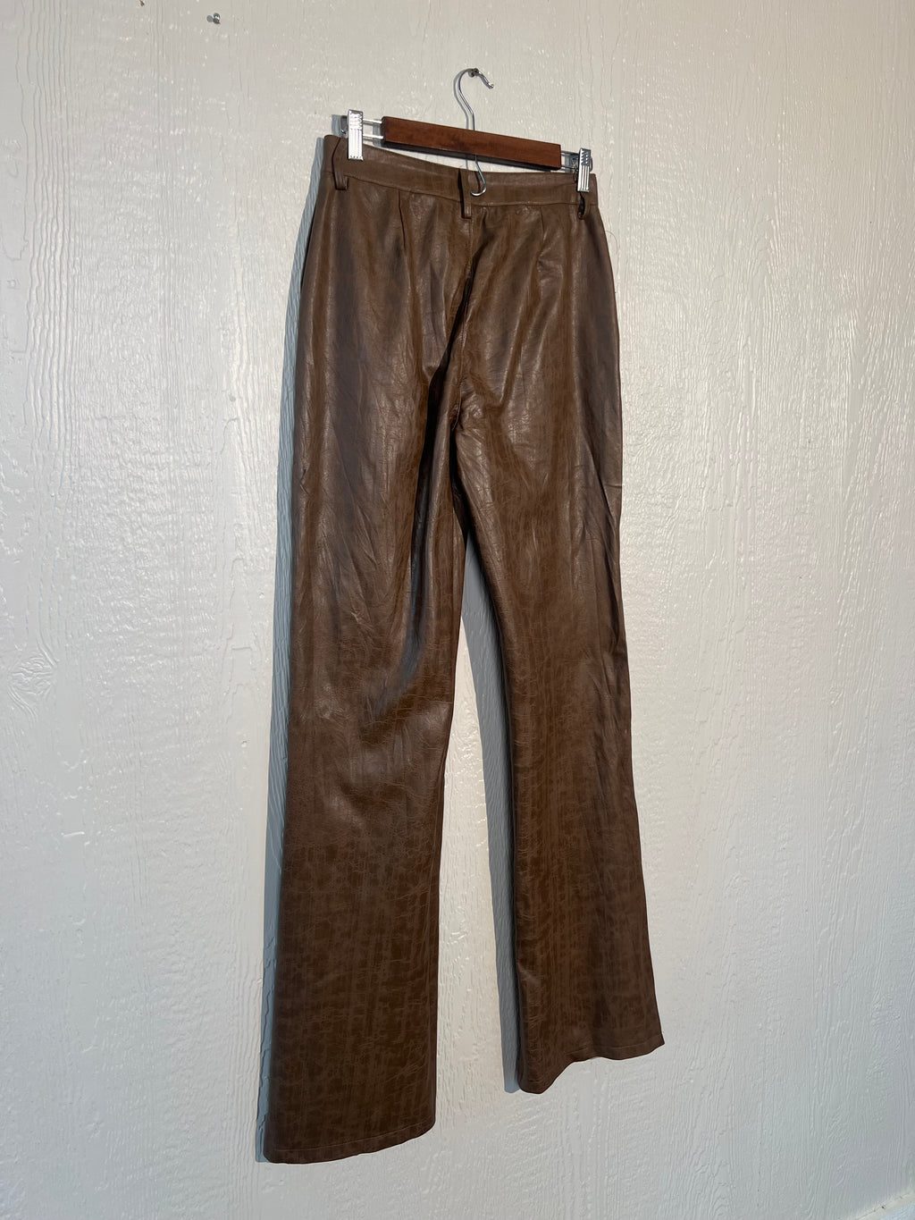 Pretty Little Thing 28" x 36" faux leather pants LIKE NEW