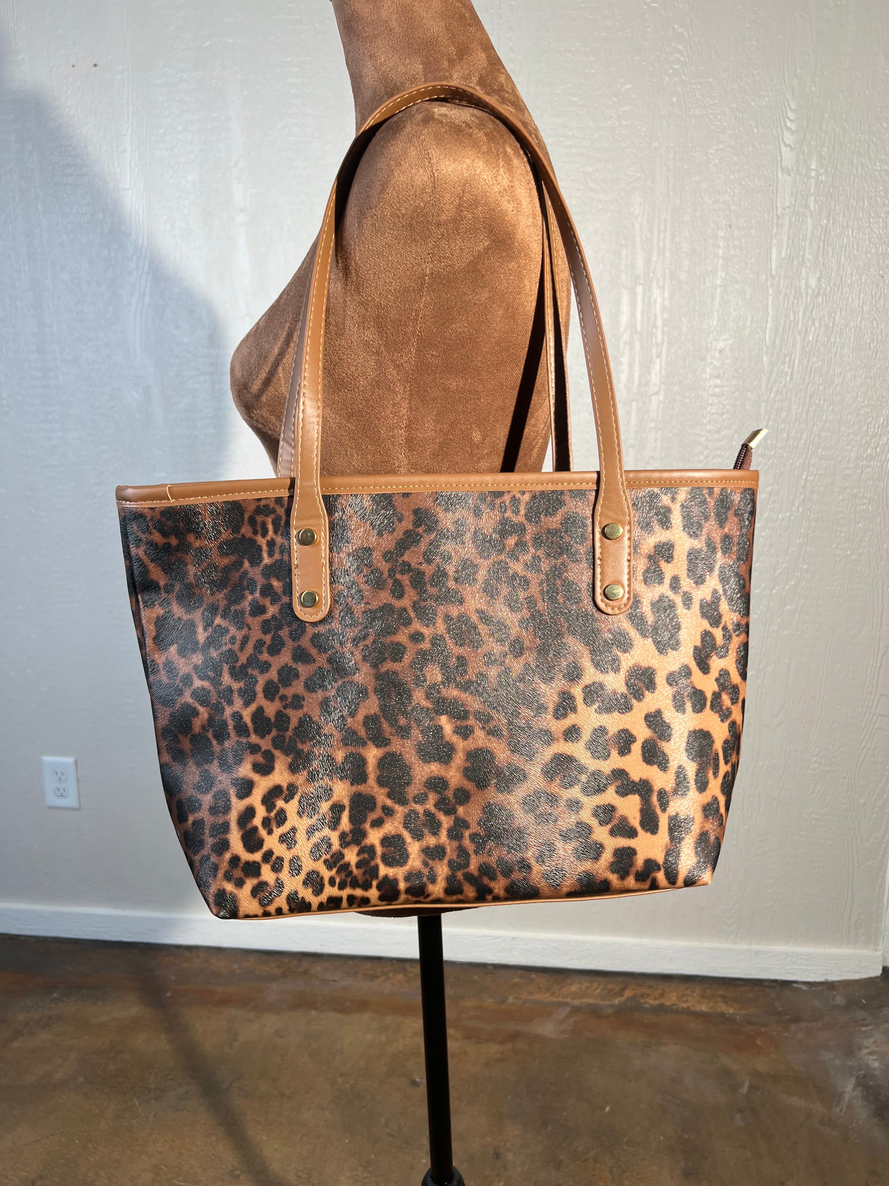 Amazon Fashion tote LIKE NEW