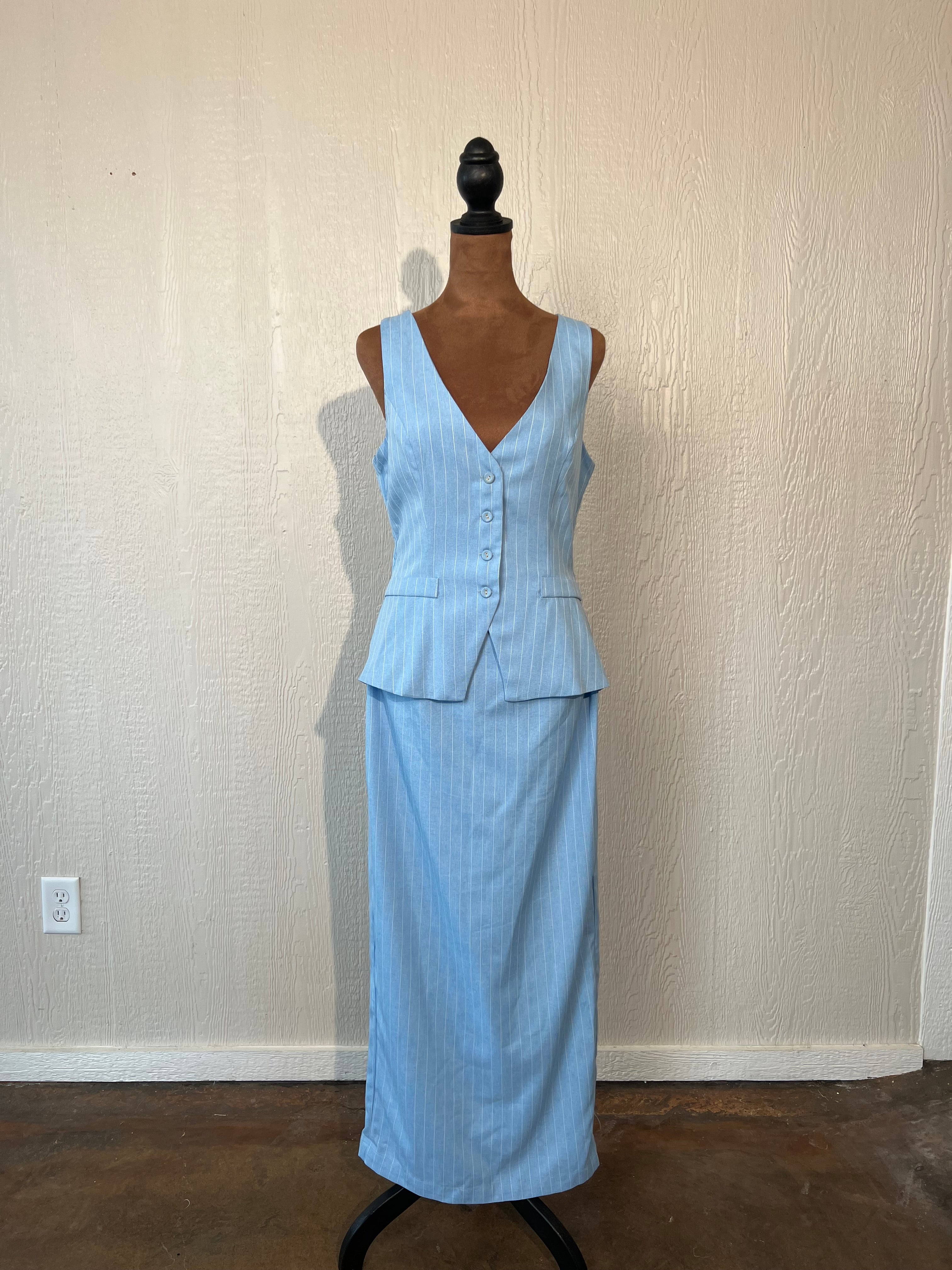 Fashion Nova size small dress NWT