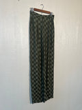 Missguided size 28" x 36" dress pants USED