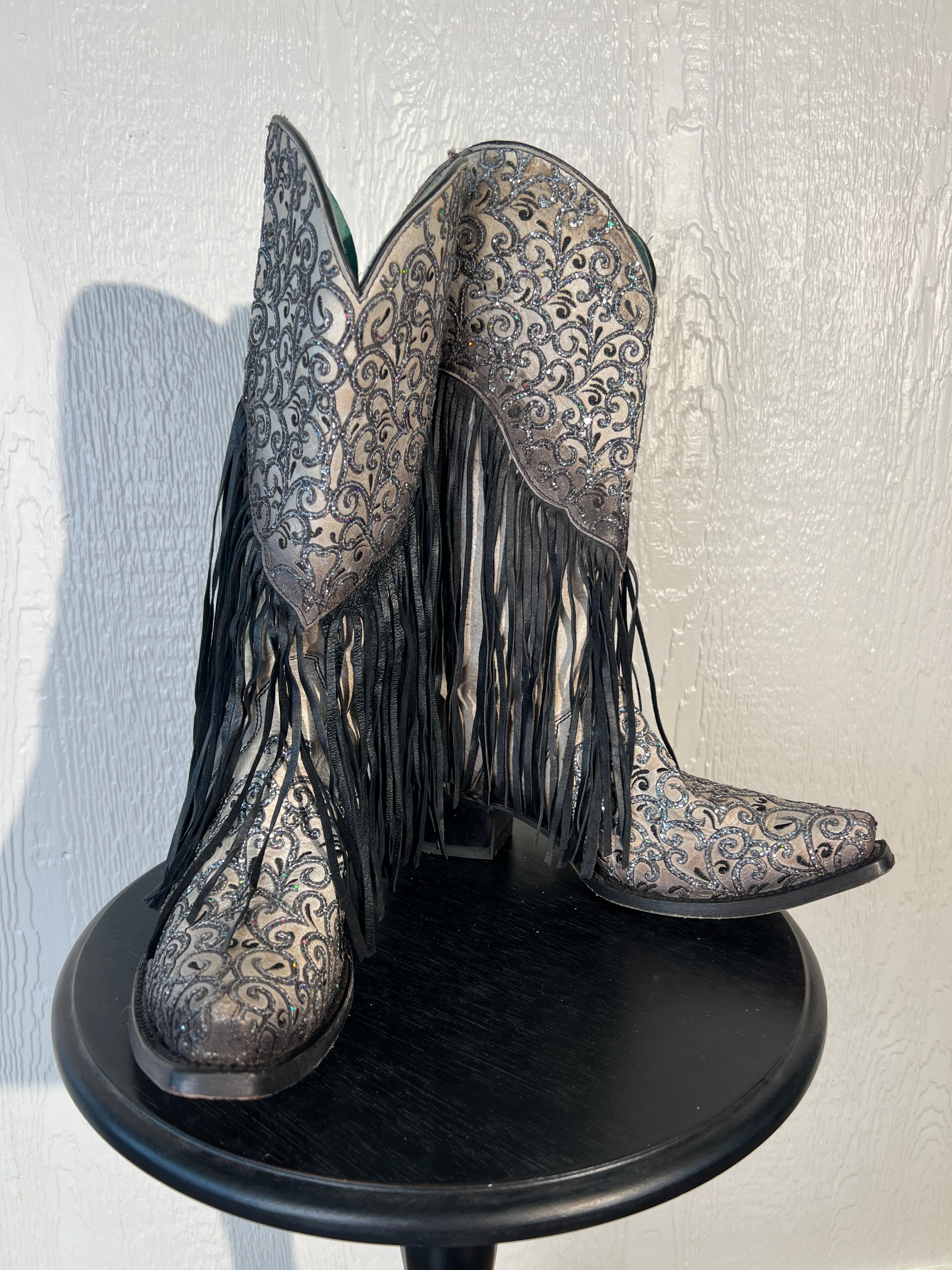 Corral Boots size 10 fringe cowgirl boots GENTLY USED