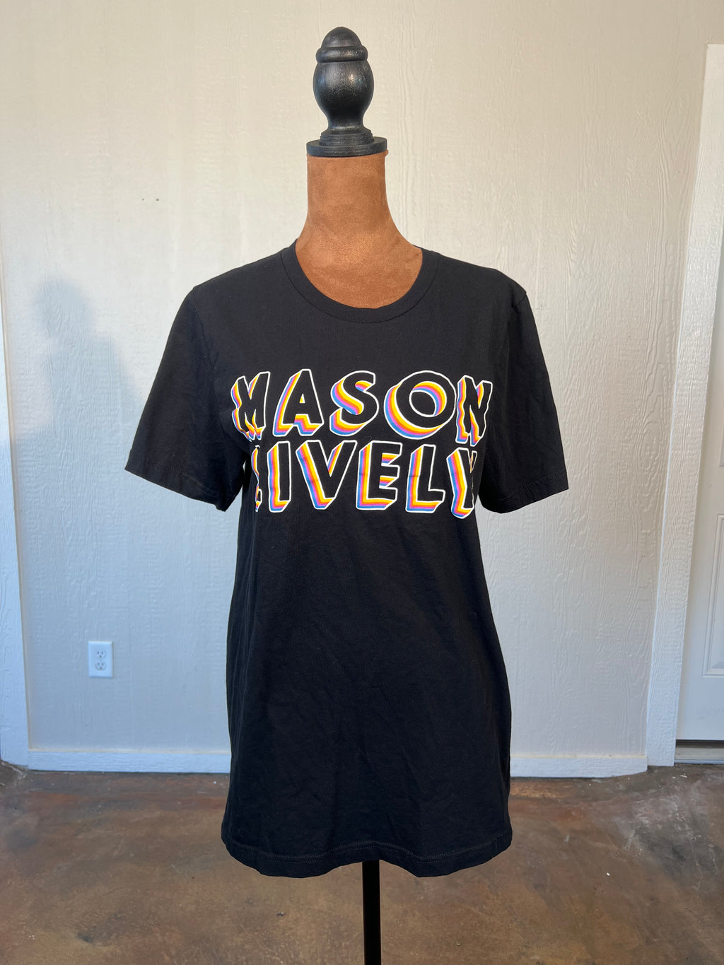 Mason Liveley size medium graphic tee GENTLY USED