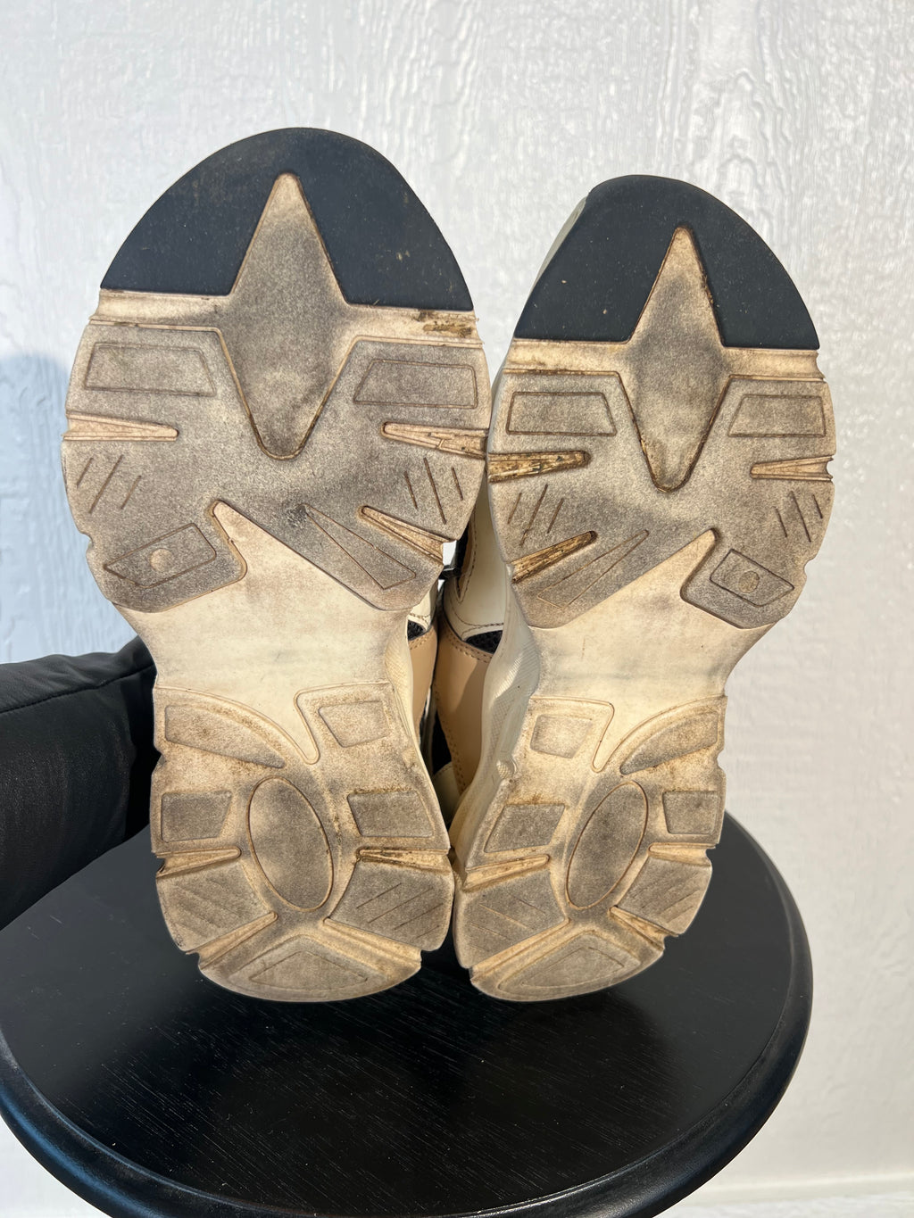 Steve Madden size 10 tennis shoes USED