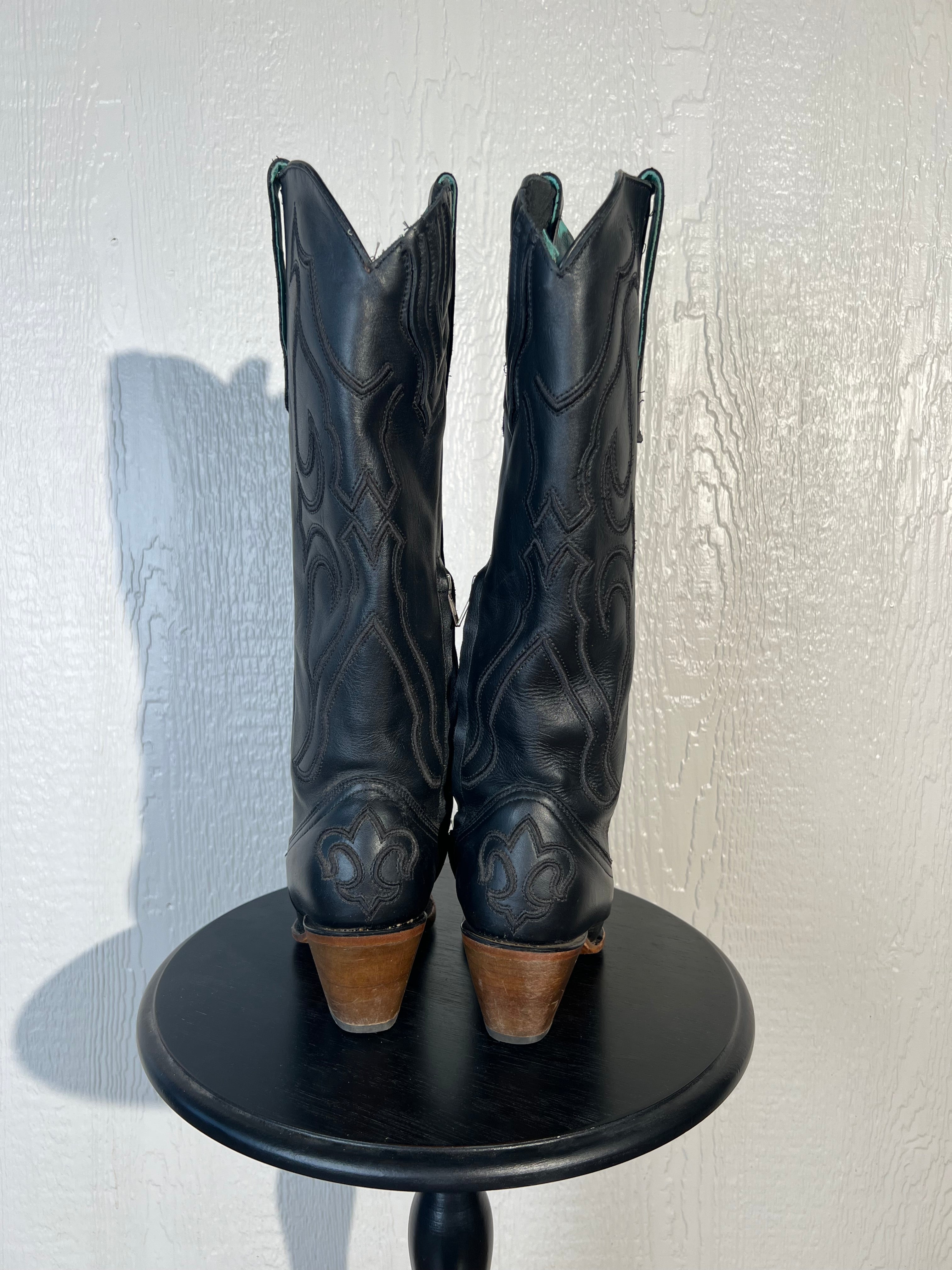 Corral boots size 10 black cowgirl boots USED