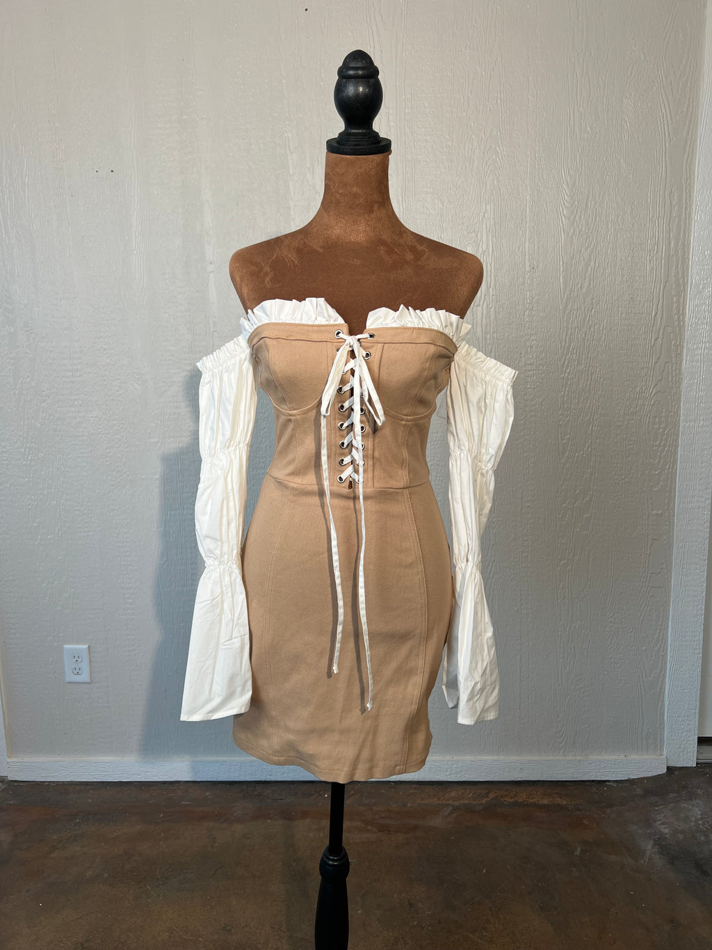 Fashion Nova size small dress NWT