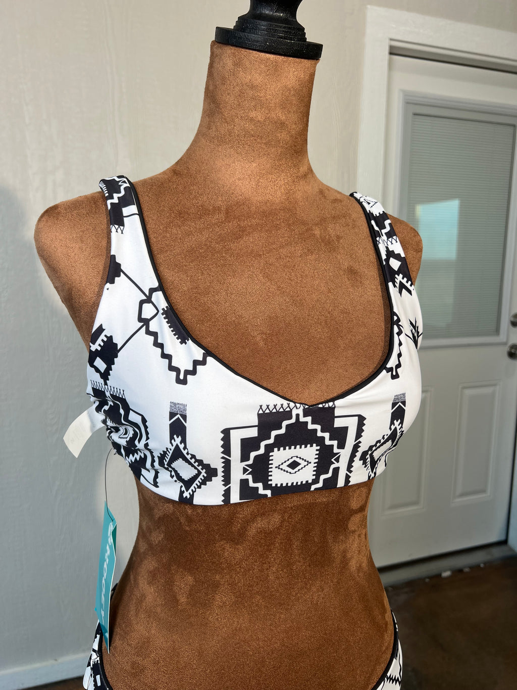 HOOEY size small reversable bikini NWT