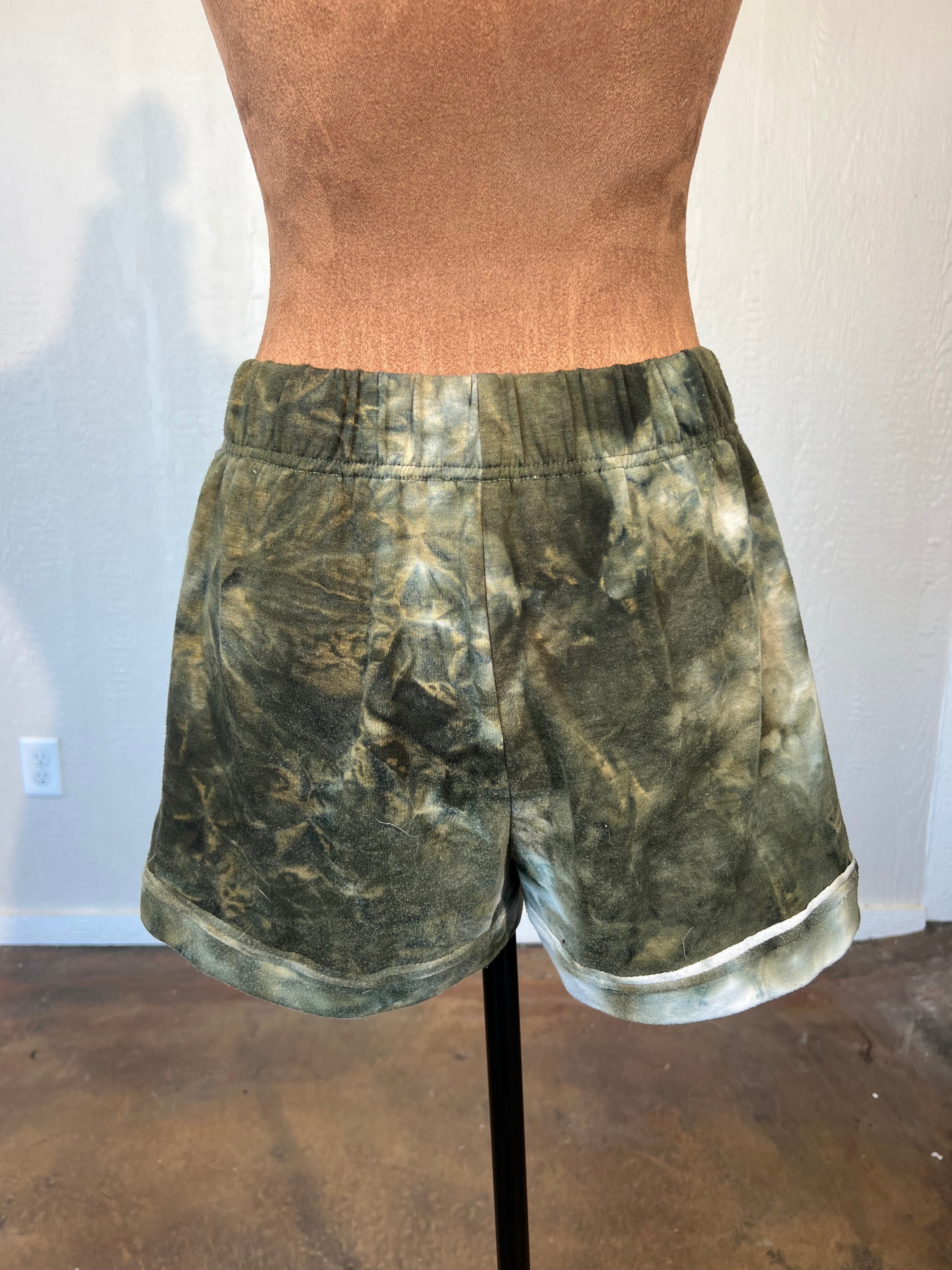 Luxxel size small graphic shorts USED