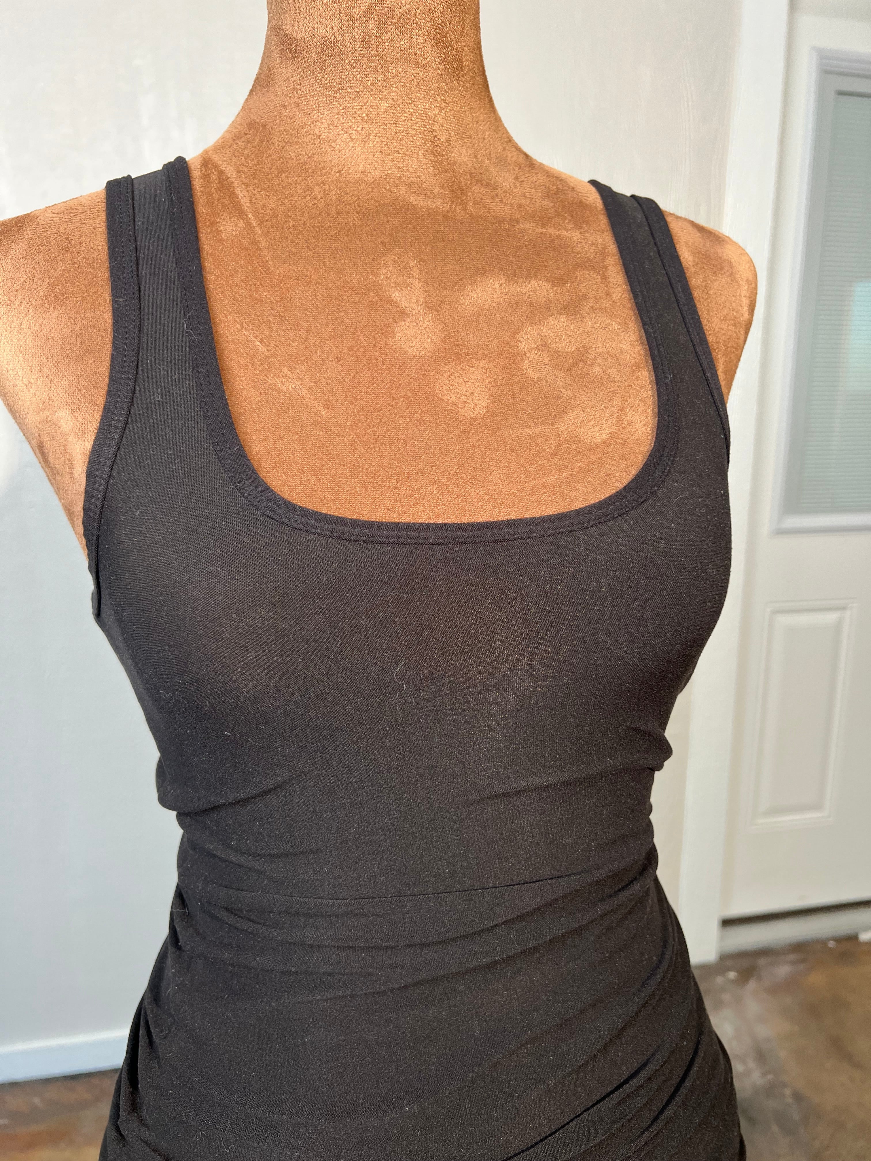 NO Boundaries size small tank top USED