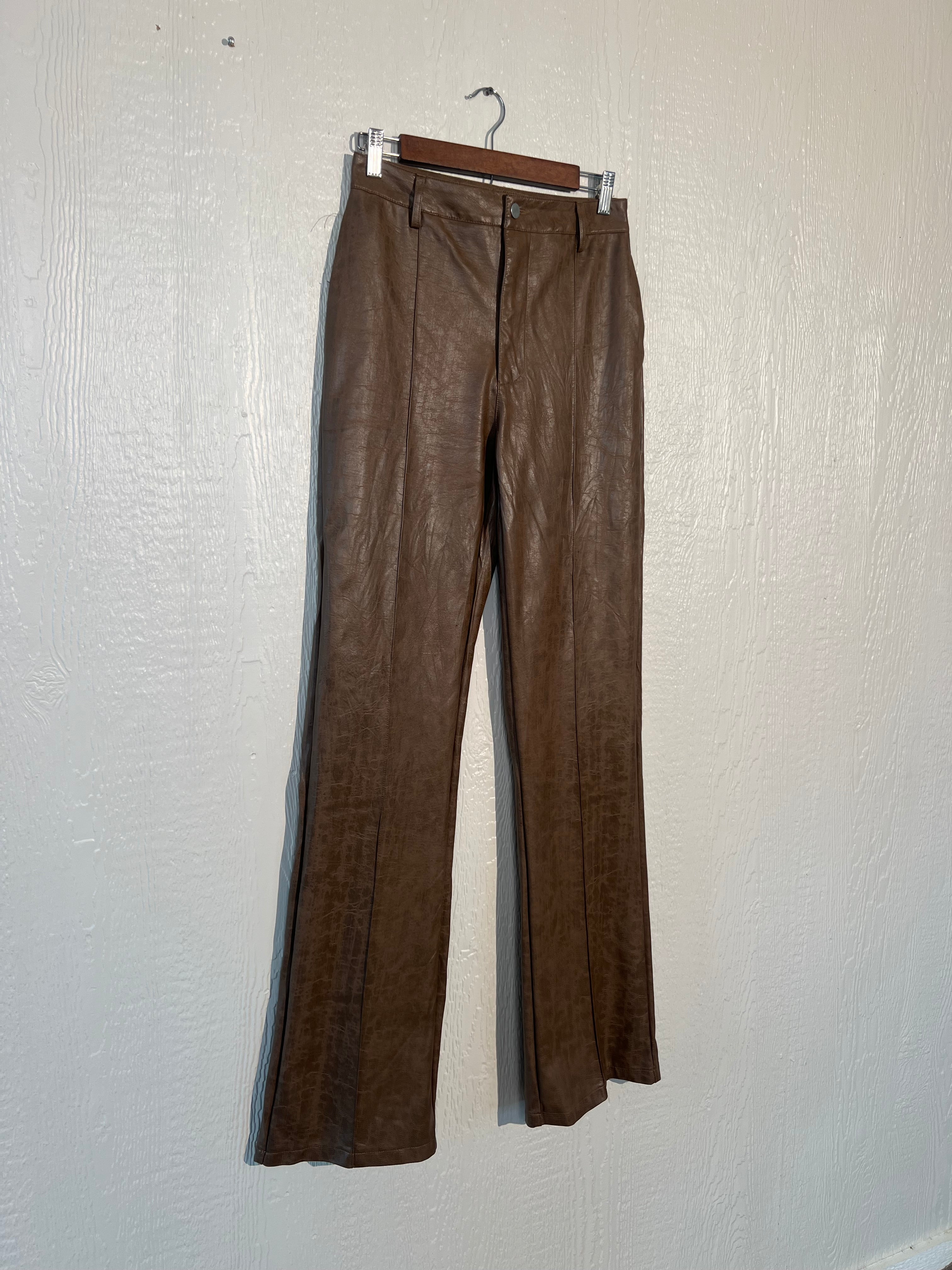 Pretty Little Thing 28" x 36" faux leather pants LIKE NEW