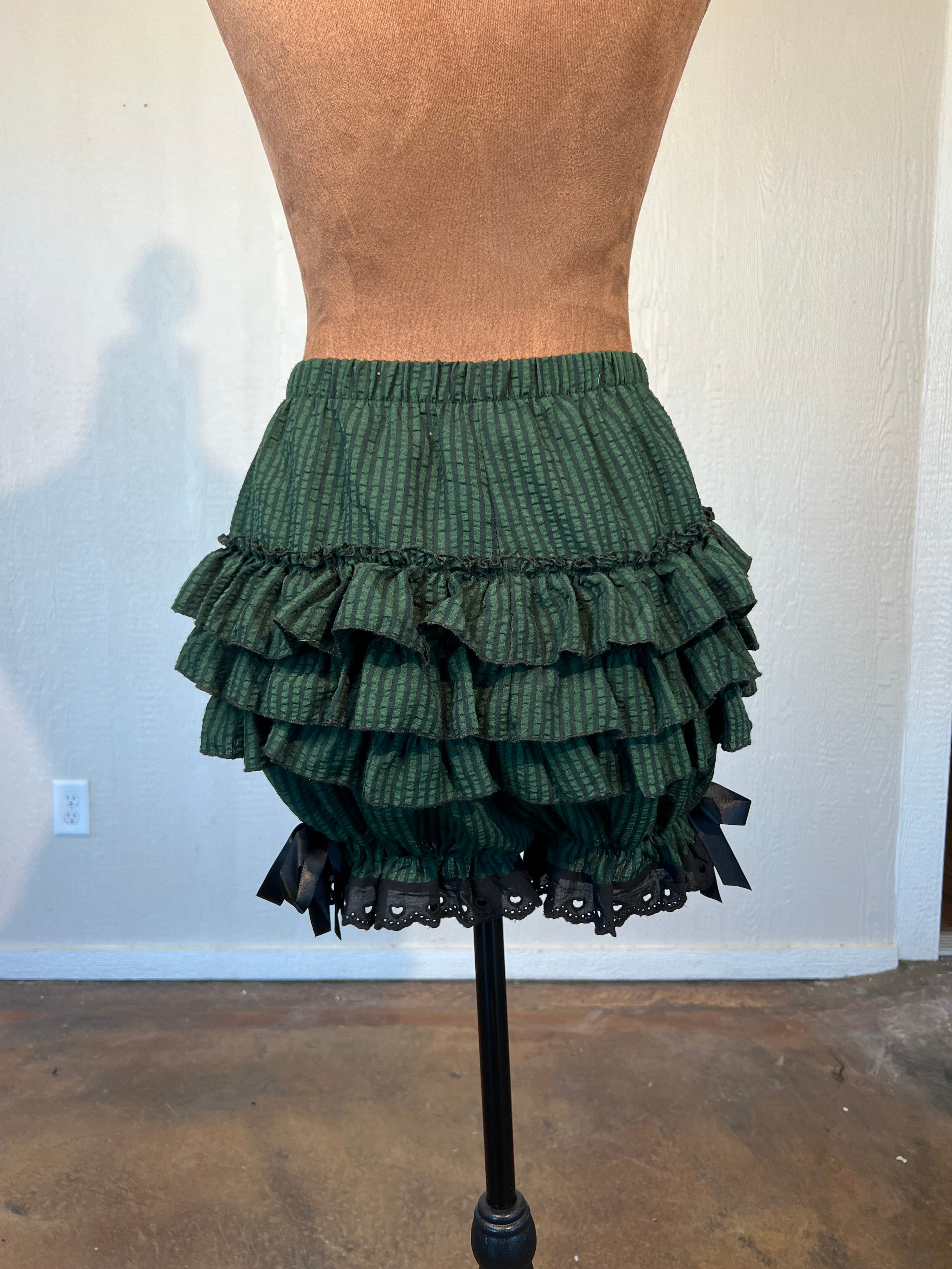 Amazon Fashion size small bloomer shorts LIKE NEW
