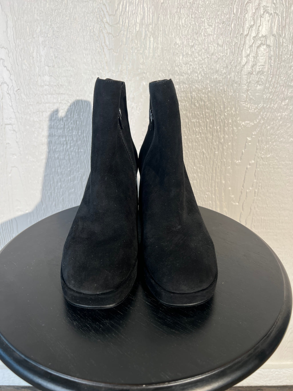 Vaneli size 9.5 black booties NWT