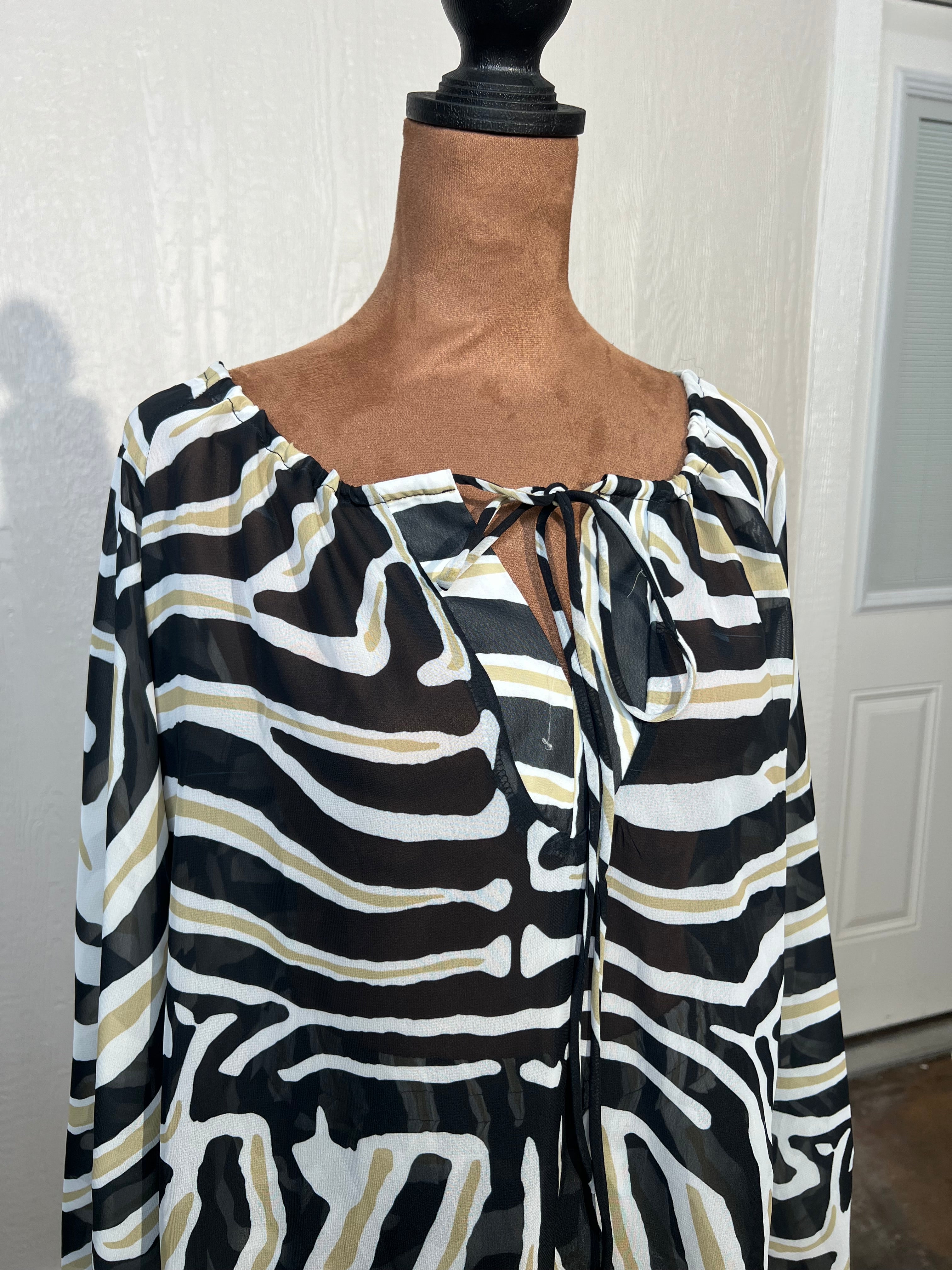 Fashion Nova size small shorts set NWT