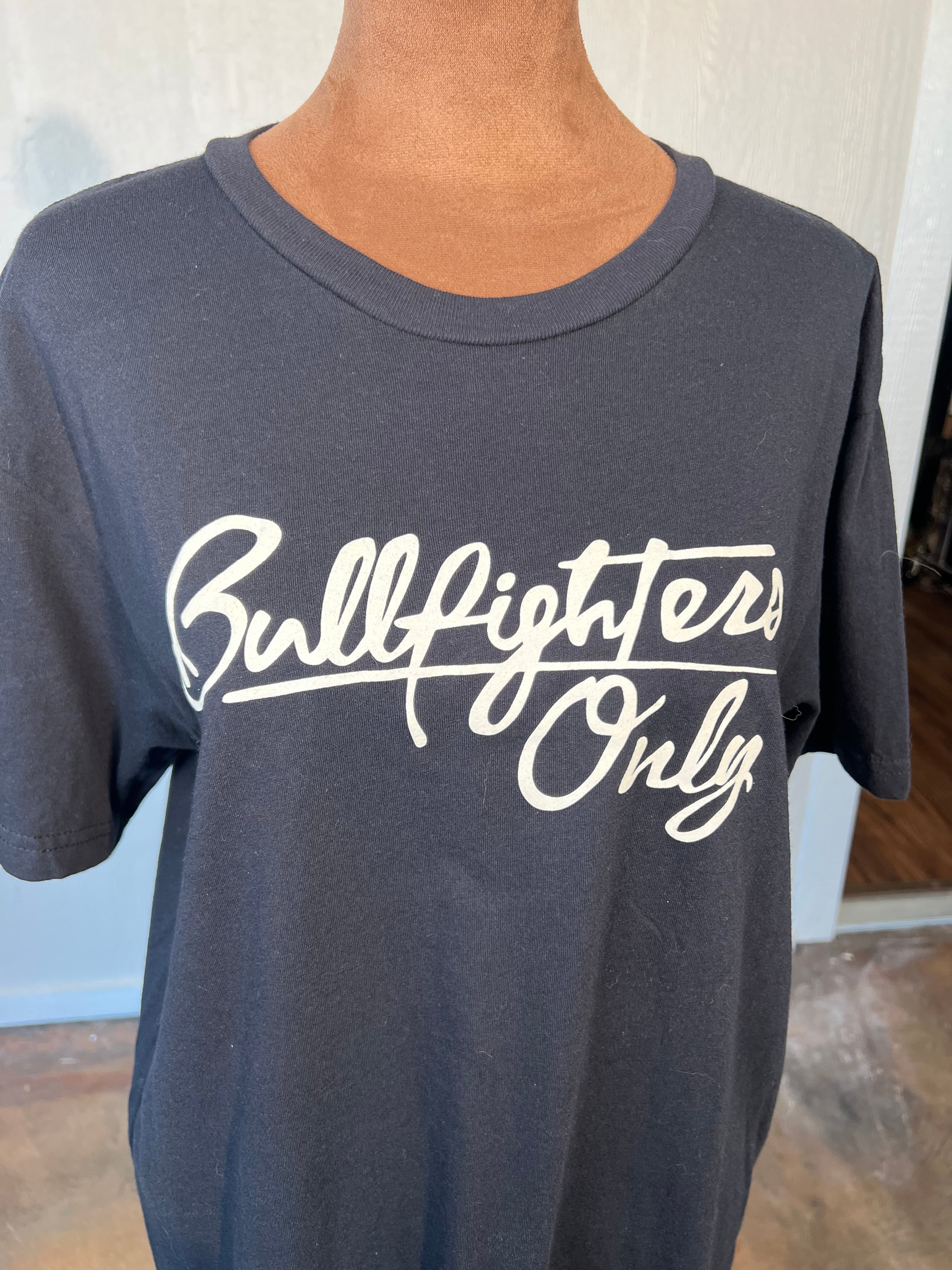 HOOEY Bull Fighters Only size medium tshirt NWT
